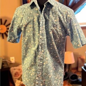 Patagonia Light Blue Leaf Pattern Shirt